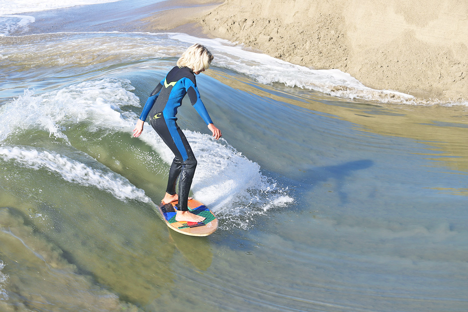PAUL SUR L’ONDE STATIQUE – Actualité Surf de par le monde.