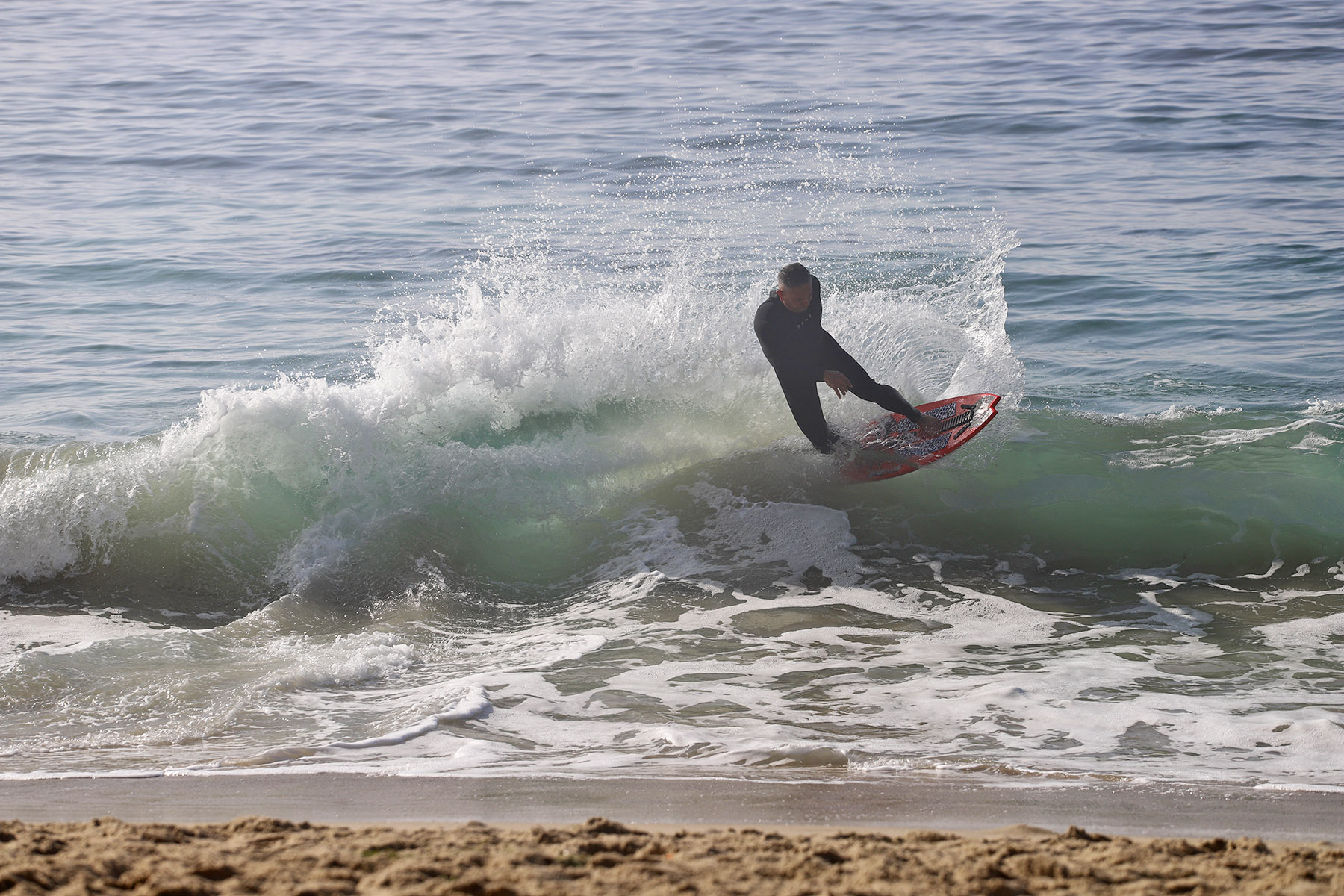 PREMIÈRE SESSION D’HIVER À THALIA – Actualité Surf de par le monde.